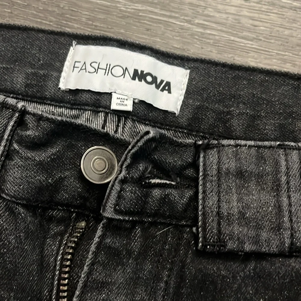 Jeans - Picture 3 of 5
